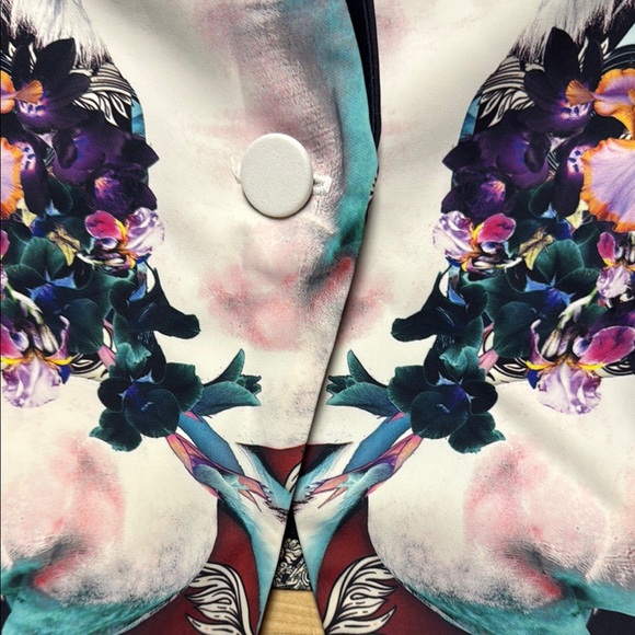 Clover Canyon Vibrant Floral and Abstract Blazer - Picture 4 of 8